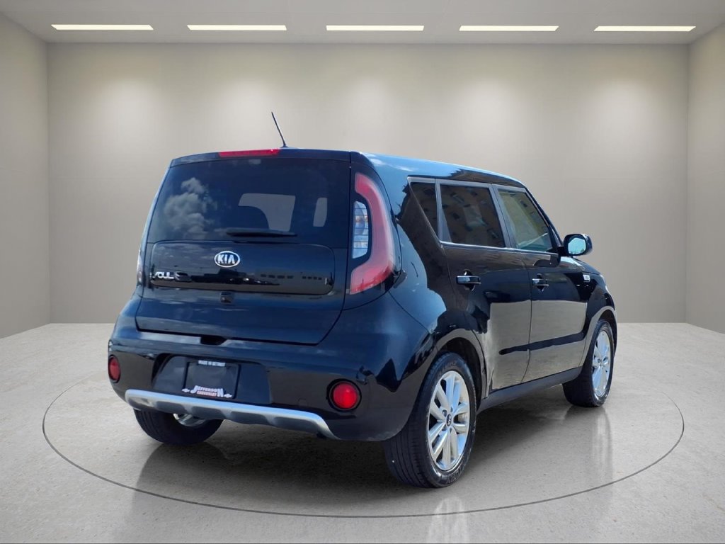 Used 2018 Kia Soul + FWD image 20