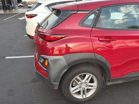 Used 2019 Hyundai Kona SE image 3