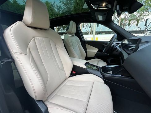 Used 2025 BMW X3 xDrive30i w/ Premium Package AWD/4WD image 37