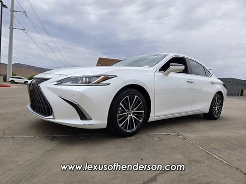 Certified 2025 Lexus ES 300h w/ Premium Package FWD image 2