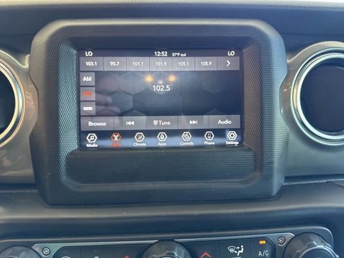 Used 2020 Jeep Wrangler Unlimited Sahara w/ Cold Weather Group image 18