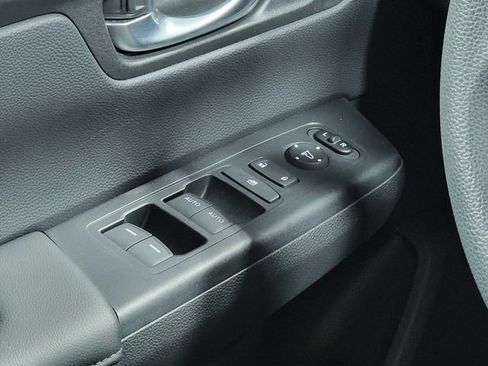 Certified 2025 Honda CR-V EX image 24