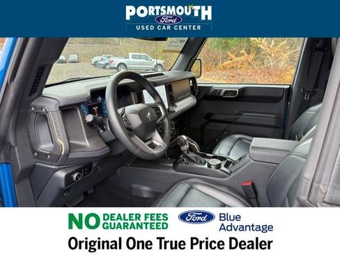 Used 2025 Ford Bronco Badlands image 4