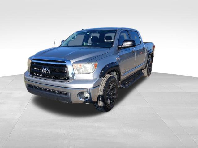 Used 2012 Toyota Tundra 4x4 CrewMax w/ SR5 Pkg image 7