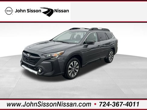 Used 2024 Subaru Outback Limited XT image 1