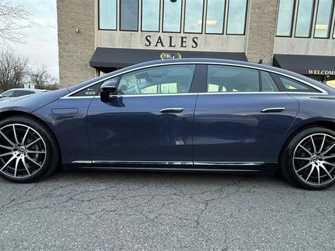 Used 2023 Mercedes-Benz EQS 580 4MATIC Sedan image 5