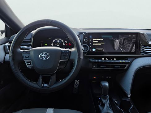 Used 2025 Toyota Camry SE w/ Multimedia Upgrade Package FWD image 26