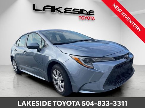 Used 2022 Toyota Corolla LE image 6