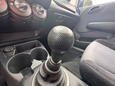 Used 2007 Honda Fit image 16
