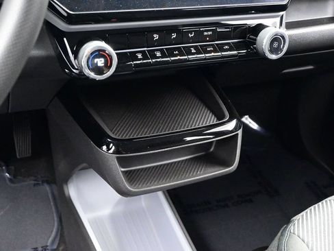 New 2027 Chevrolet Bolt LT FWD image 32
