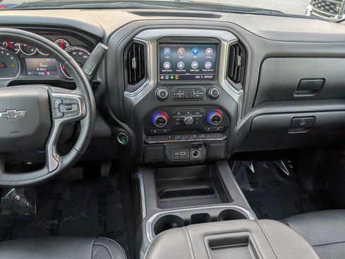 Used 2022 Chevrolet Silverado 1500 RST w/ LPO, Blackout Package image 19