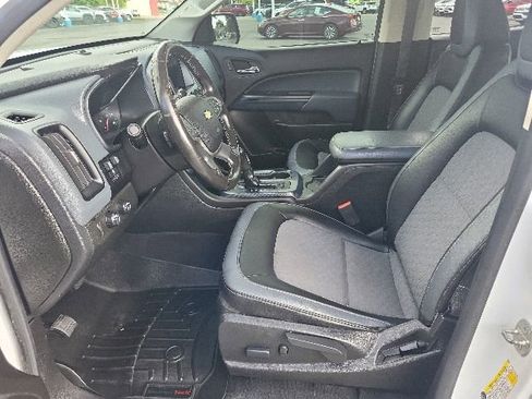 Used 2019 Chevrolet Colorado Z71 AWD/4WD image 25
