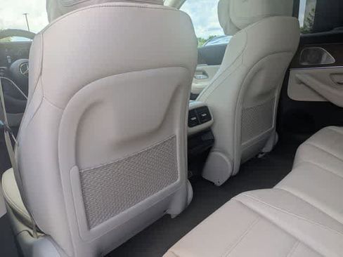 Used 2025 Mercedes-Benz GLE 350 4MATIC image 17