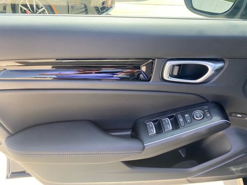 Certified 2025 Honda Civic Sport Touring image 36
