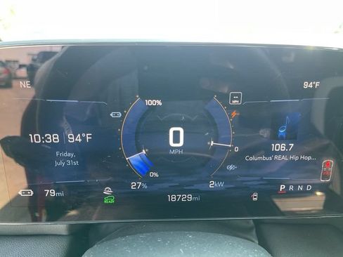 Used 2024 Chevrolet Blazer EV LT AWD/4WD image 15