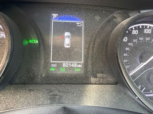 Certified 2022 Toyota Camry SE FWD image 5