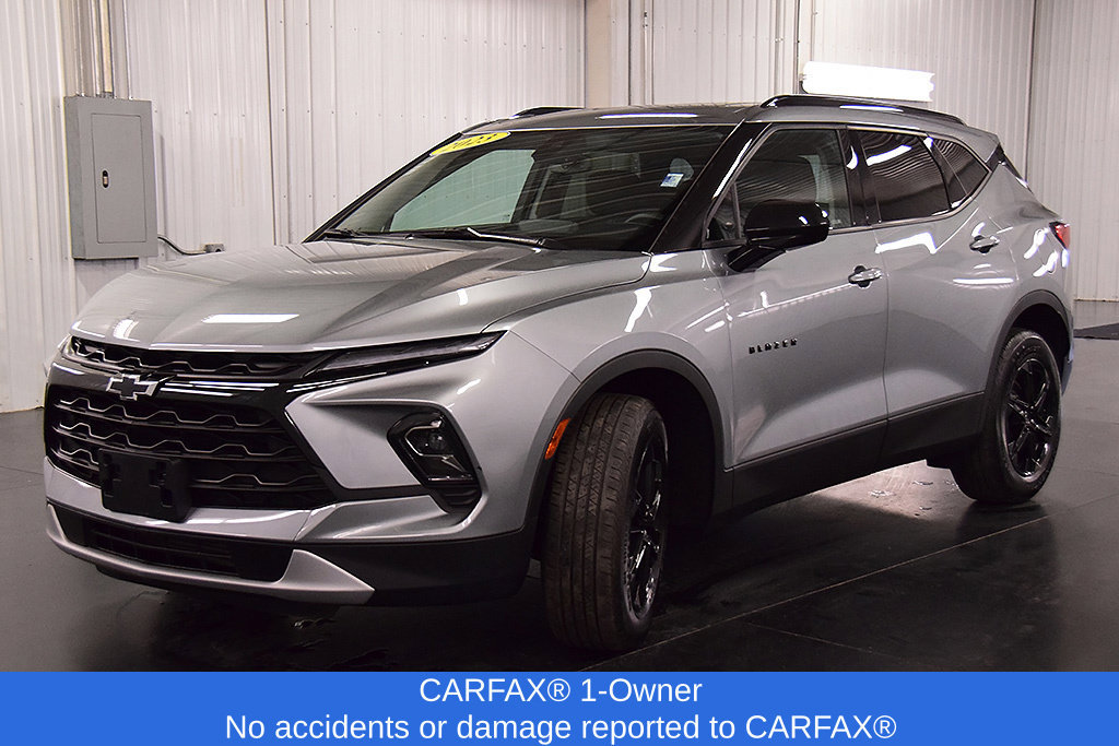Used 2023 Chevrolet Blazer LT w/ Convenience Package AWD/4WD image 3