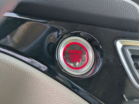 Used 2022 Honda Pilot Touring image 30