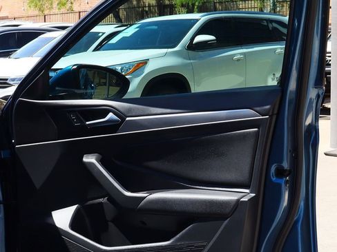 Used 2019 Volkswagen Jetta SE image 29