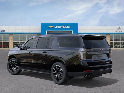 New 2026 Chevrolet Suburban RST AWD/4WD image 3
