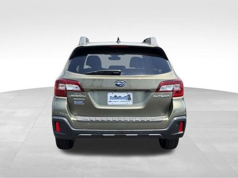 Used 2018 Subaru Outback 2.5i Limited AWD/4WD image 7