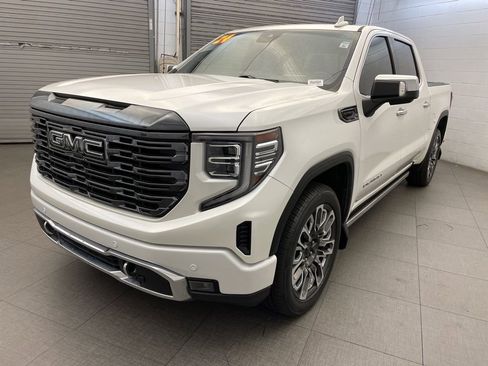 Used 2024 GMC Sierra 1500 Denali Ultimate image 8