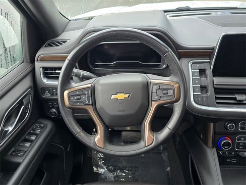 Used 2022 Chevrolet Suburban High Country image 54