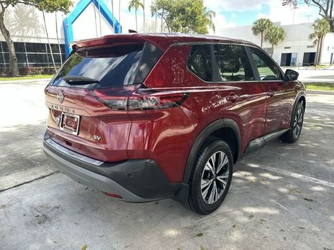 Used 2023 Nissan Rogue SV image 17