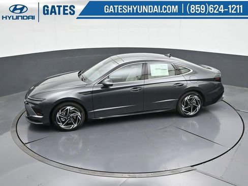New 2025 Hyundai Sonata SEL image 47