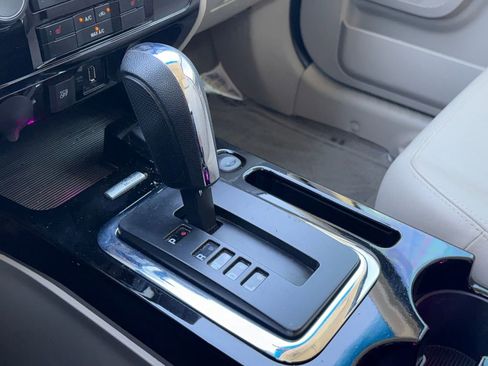 Used 2012 Ford Escape Limited image 16