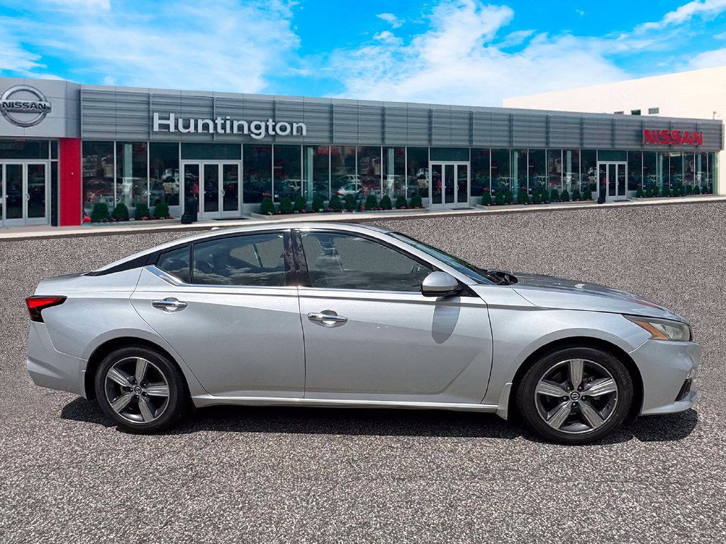 Certified 2022 Nissan Altima 2.5 SL FWD image 10