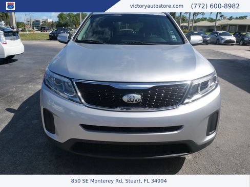 Used 2014 Kia Sorento LX FWD image 6