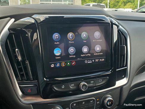 Used 2022 Chevrolet Traverse RS FWD image 36