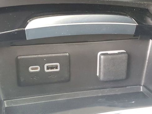 Certified 2023 Buick Envision Preferred image 18