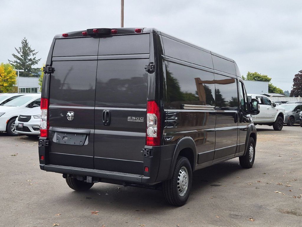 New 2027 RAM ProMaster 2500 w/ Convenience Group FWD image 7