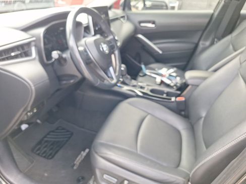 Used 2023 Toyota Corolla Cross XLE FWD image 15
