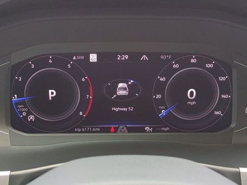 Used 2022 Volkswagen Atlas SEL Premium image 28