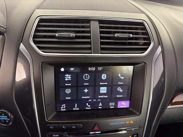Used 2018 Ford Explorer Platinum AWD/4WD image 25
