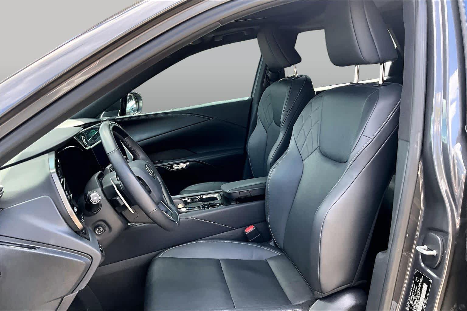 Used 2025 Lexus RX 350 Premium w/ Convenience Package FWD image 8