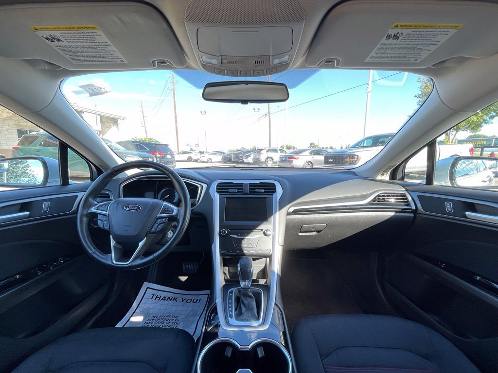 Used 2014 Ford Fusion SE FWD image 24
