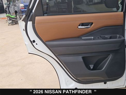 New 2026 Nissan Pathfinder Platinum image 19