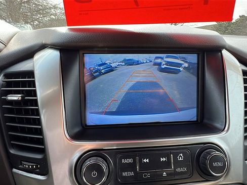 Used 2017 Chevrolet Tahoe LT image 32