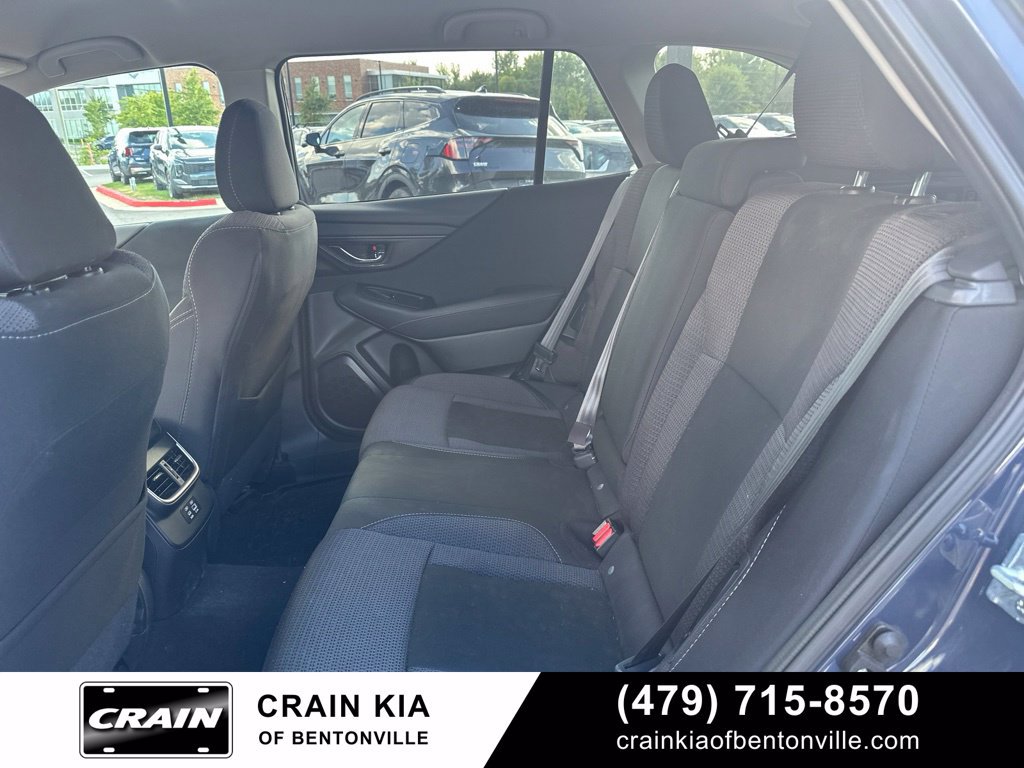 Used 2025 Subaru Outback Premium AWD/4WD image 27