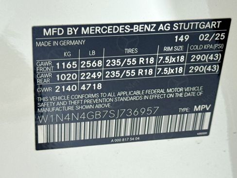 New 2025 Mercedes-Benz GLA 250 image 29