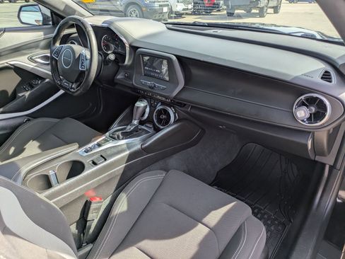 Used 2017 Chevrolet Camaro LT image 25