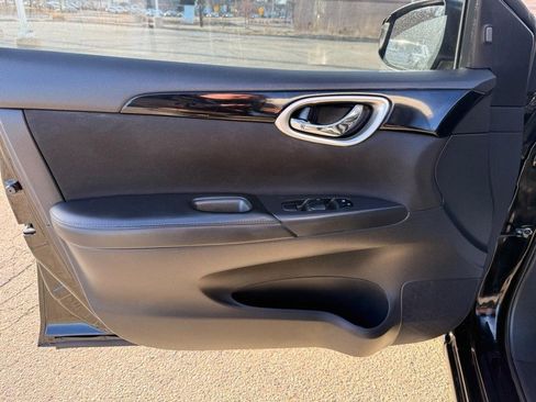 Used 2019 Nissan Sentra SV w/ Special Edition Package image 19