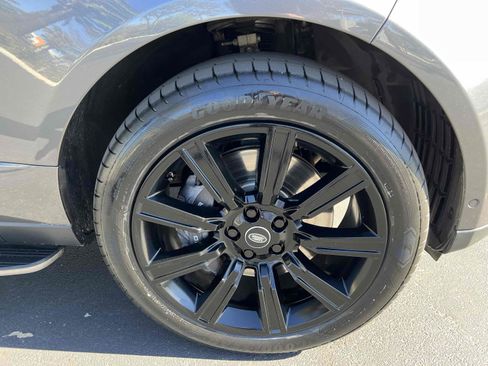 Used 2019 Land Rover Range Rover HSE image 92