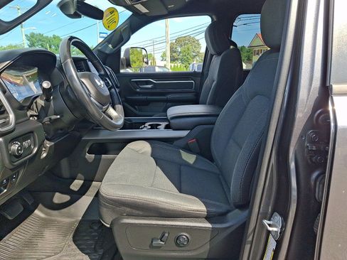 Used 2019 RAM 1500 Big Horn AWD/4WD image 13