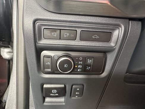 Used 2022 Ford F150 Lariat w/ Equipment Group 502A High AWD/4WD image 25