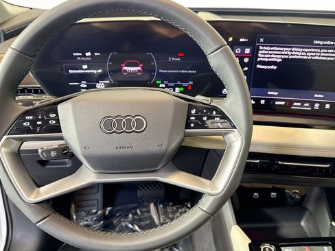 New 2025 Audi Q6 e-tron Premium Plus image 10